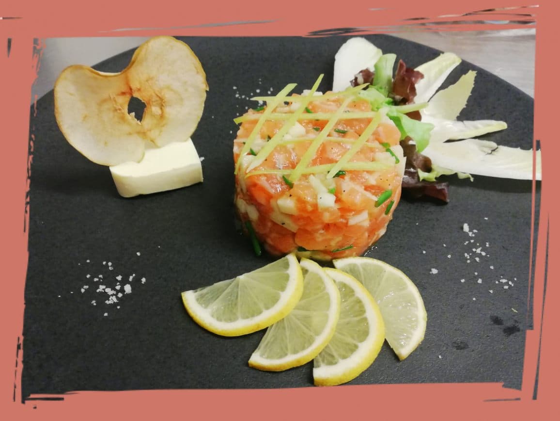 Café du Cerf — Gastronomie